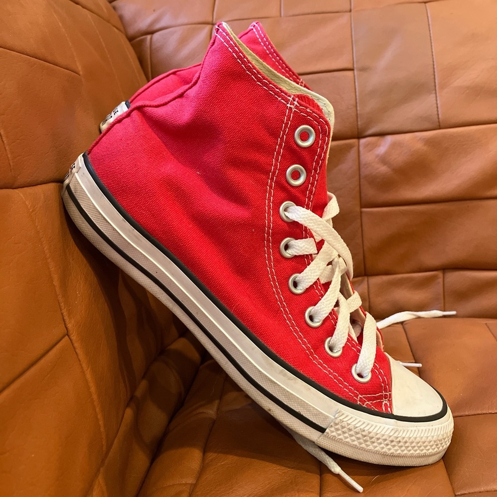Converse high unisex men’s 6.5 women’s 8.5 red